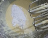 Foto langkah ke 4 dari resep Birthday burnt cheese cake.