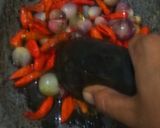 Foto langkah ke 4 dari resep Sambal Bawang Ala Bu Rudy.