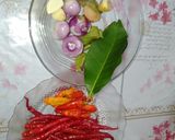 Foto langkah ke 2 dari resep Sambel Goreng Kentang Udang.