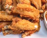 รูปขั้นตอนการทำที่ 16 ของ ปีกไก่ทอดเกลือ กรอบนอกนุ่มใน เครื่องปรุงน้อย อร่อยฟินมาก