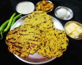 मेथी वाली मक्की की रोटी (methi wali makki ki roti recipe in Hindi) रेसिपी चरण 3 फोटो
