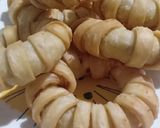 Foto langkah ke 4 dari resep Pastel Ring Isi Daging Cincang.