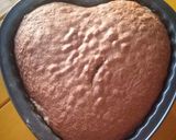 Foto del paso 3 de la receta: Torta de chocolate, duraznos, crema y frutillas