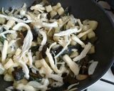 Foto del paso 8 de la receta: Papas con rajas poblanas y queso! 🧀💕💋