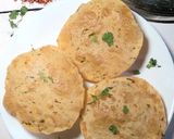 A picture of step 4 of Cheese poori.