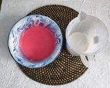 Foto langkah ke 2 dari resep Lapis Gulung Merah Putih.
