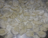 Foto del paso 1 de la receta: Ñoquis de papa 🥔 con estofado de pollo