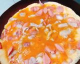 Hình bước làm 2 của món Trứng chiên thịt xúc xích