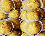 A picture of step 6 of Falhari Makhana Ladoo.