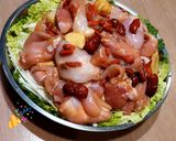 Foto langkah ke 3 dari resep Ayam Kukus dengan Kurma Merah dan Goji Berry.
