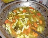 Foto langkah ke 10 dari resep Sup Ayam Aini'Cooking.