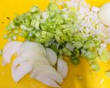 Foto del paso 2 de la receta: Tarta de puerros y algo más