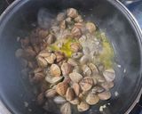 Foto del paso 4 de la receta: Verdinas con almejas y gambas