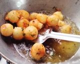 A picture of step 5 of Dahi vada 😋 (fasting dahi vada).