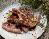 Une image de l'étape 7 de Côtelettes d’agneau 🐑 marinées 🍯aux herbes ☘️🌱🍃de Provence.