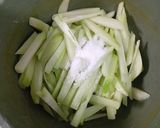 Foto langkah ke 1 dari resep Lontong Sayur Tanpa Santan.