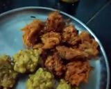 A picture of step 2 of Onion pokra/Pkoda.