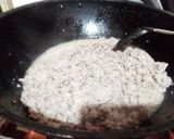 A picture of step 1 of Shinwari beef tomato qeema karahi.