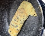 Foto del paso 9 de la receta: 174. Tortilla Rellena de Pavo y Queso con Tomate Frito