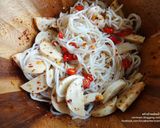 A picture of step 3 of Spicy Rice Noodle Salad (with Fermented Fish Sauce).