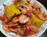 Foto langkah ke 4 dari resep Udang Saus Padang Bumbu Iris.