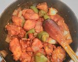 A picture of step 4 of Chilli garlic fish.