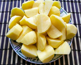 Foto del paso 1 de la receta: Patatas con migas de bacalao y setas
