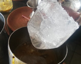 Foto del paso 5 de la receta: Prepara de maracuyá a base de mezcal