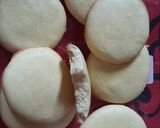 Foto langkah ke 3 dari resep Tamago boro teflon (snack batita).