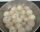 Hình bước làm 3 của món Chè Vải Hạt Sen