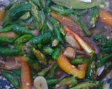 Foto langkah ke 2 dari resep Oseng Ati Ampela Lombok Ijo.