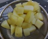Foto langkah ke 1 dari resep Octopus Potatoes.