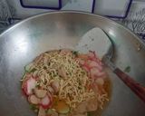 Foto langkah ke 3 dari resep Seblak mie.