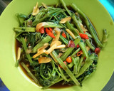 Foto langkah ke 8 dari resep Tumis Kangkung Sedap.