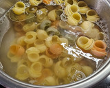 Foto del paso 4 de la receta: Pasta lumaconi con nata, ternera y bacon