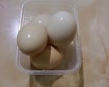 Foto langkah ke 1 dari resep Telur Rebus Merica Garam.