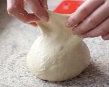 Hình bước làm 2 của món Pizza khi bếp vắng lò