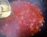 Foto del paso 5 de la receta: Albóndigas de merluza con tomate