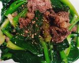 Hình bước làm 2 của món Cải rổ xào thịt bò