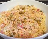 Foto del paso 5 de la receta: Pasta salvavidas con salmón ahumado, alcaparras y queso ricotta