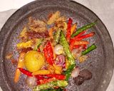Foto langkah ke 2 dari resep Ikan asin sambal lalap terong.