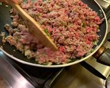 A picture of step 1 of Sloppy Joe's.