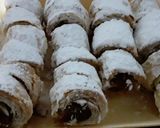 Foto del paso 3 de la receta: Cañonsito de hojaldre con dulce de leche!!