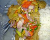 Foto langkah ke 5 dari resep Jamur Geprek Sambel Matah.