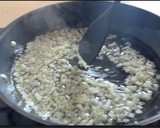 Foto del paso 1 de la receta: Lasaña de tintorera y langostinos