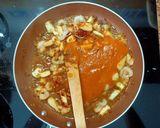 A picture of step 4 of Easy Fideuá.