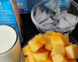 A picture of step 6 of Muskmelon Milkshake.
