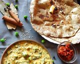 A picture of step 6 of Methi Matar.