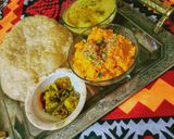 A picture of step 10 of Halwa poori aloo tarkri.
