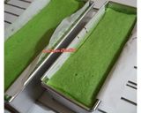 Foto langkah ke 5 dari resep Brownies Coklat Pandan Kukus.